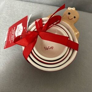 Gingerbread Measuring Cups Set - Christmas themed.